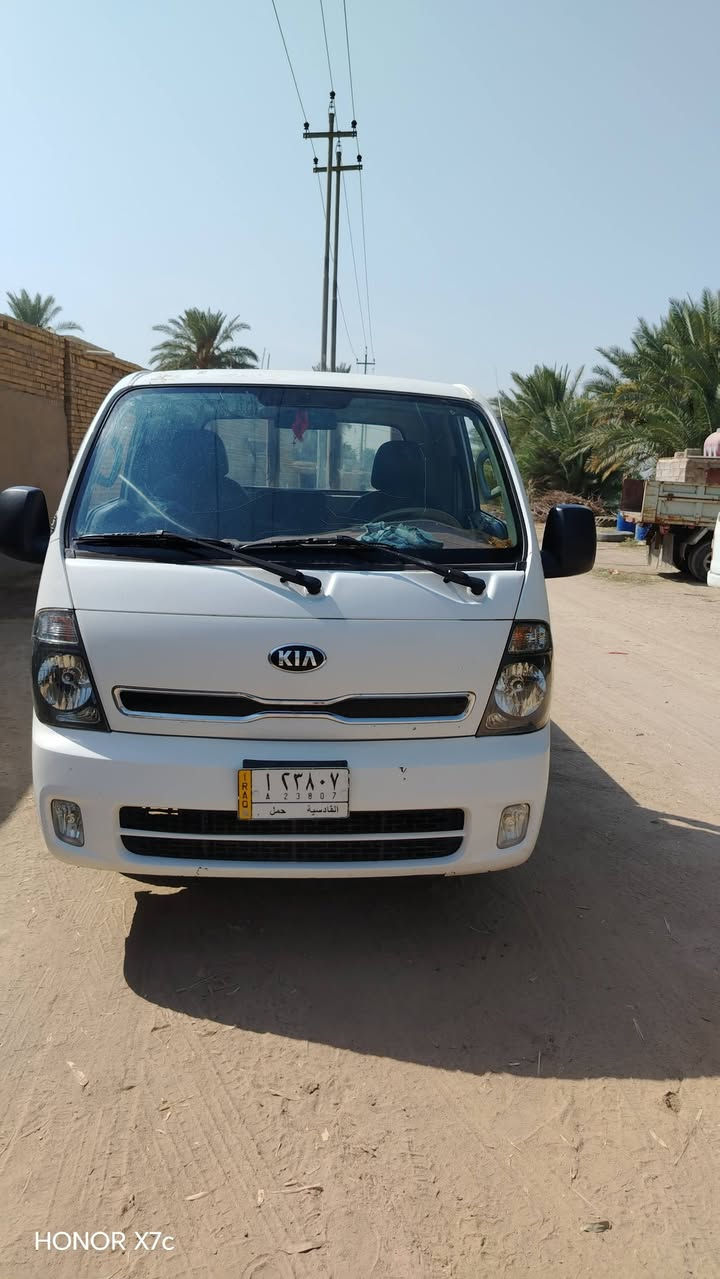 سلام عليكم كيه موديل 18سنويه صاقطه ديوانيه قضا شاميه ***********

نص مكتوب في الصور:
- HONOR X7c