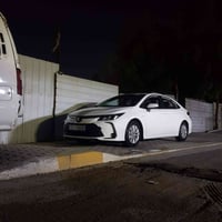 كورلا هايبرد 2025 بدون فتحة السعر 155 أو بيها مجال للشراي  مكانها بغدا...