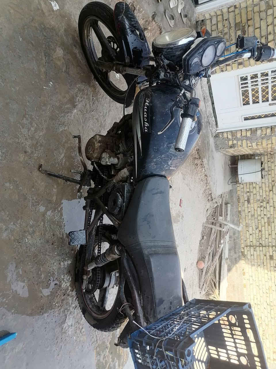 السلام عليكم دراجة لببيع دايون هويشه اصوليه أوراق شغاله السعر ١٥٠ الف قفل الاتصال *********** مكاني يم شريفه
