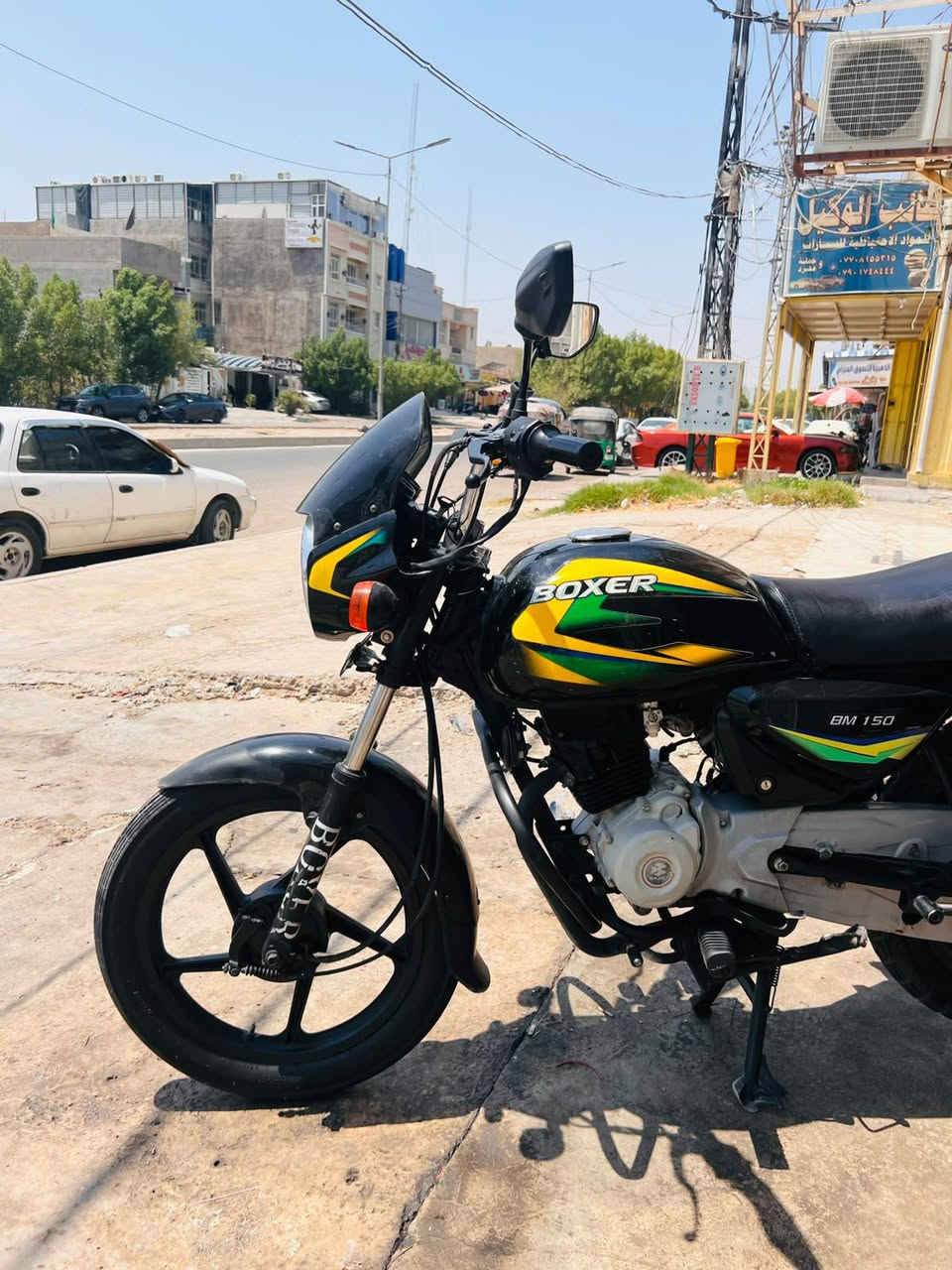 سلام عليكم بوكسر 2021
دراجه جديده مثل الصورة 
دراجه كامله بدون اي نقص 
مرقم ديالئ سنويه والوحه 
شراي اتصل ودلل 
***********
