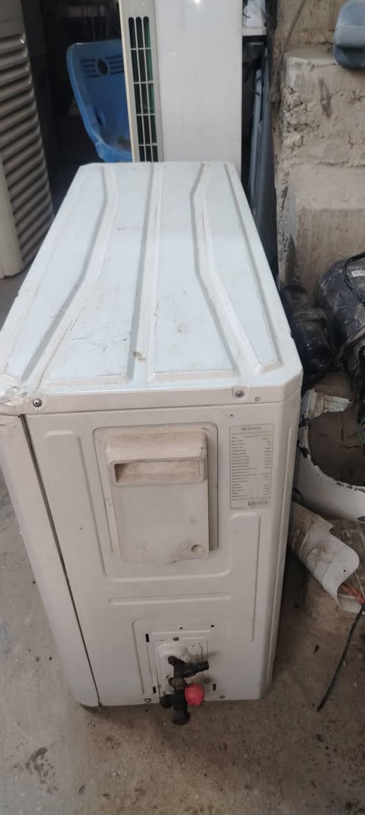 متاح خارجيه٢طن كري R410
بلادي على وضع الشركه نظافه 100%
السعر ٣٠٠ العنوان بابل شارع 60 للاستفسار *********** المحاويل, بابل
