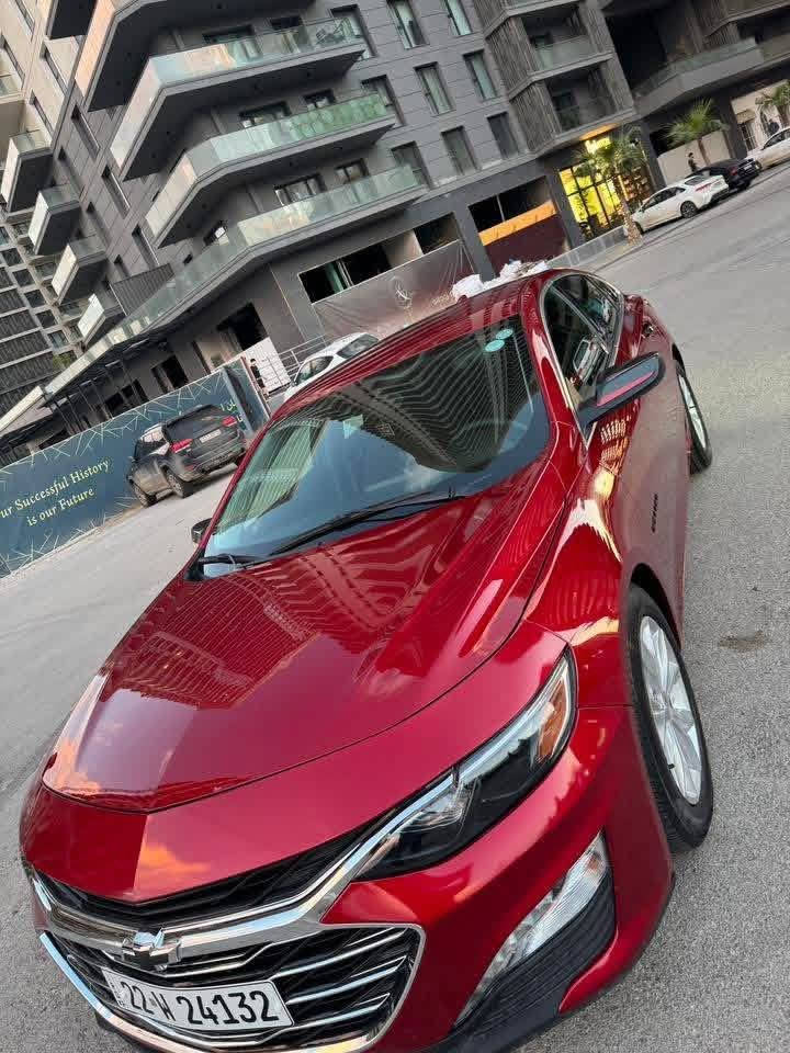 للبيع: Chevrolet malibu 2024 LT1
• حالة السيارة: وكاله، مستخدمة قليلًا، دخول باسم المالك الحالي ماشيه 18 mi
 • الصيانة: صيانة دهن كاملة من الشركة
 بدون حادث السياره بس دعاميه شوي اماميه
 • السعر: 143 ورقة (قابل للتفاوض في حدود المعقول)
 • مكان السيارة: بغداد – البياع
 • للتواصل: واتساب / اتصال ***********
