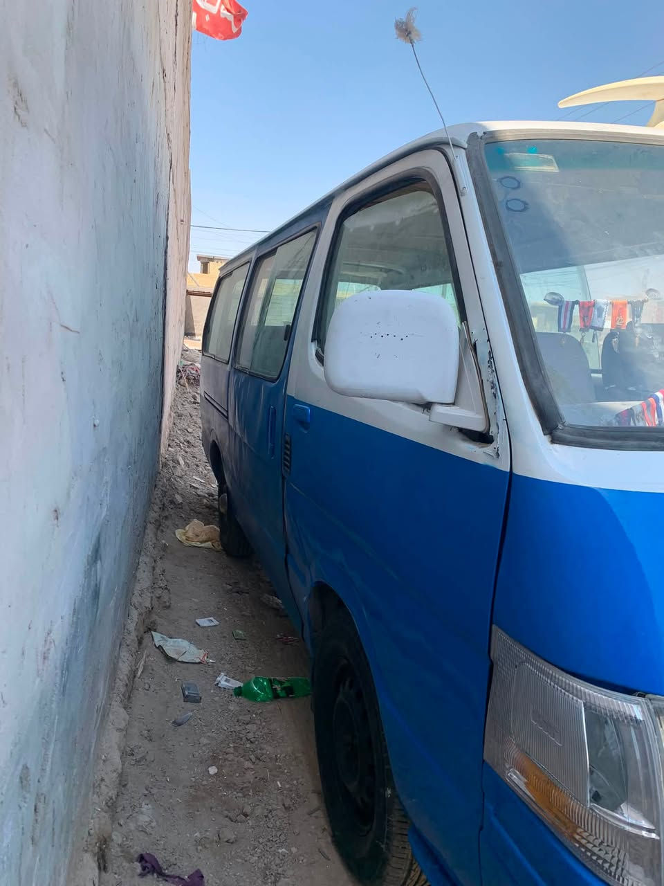 سلام عليكم جنبي شرطيه البيع سياره معمره جديده صبغته جديده سياره حلوه كهربايات كله شغله مكينته تنقص دهن سعر٣٥وبيه مجال مكان بابل جبله ***********
