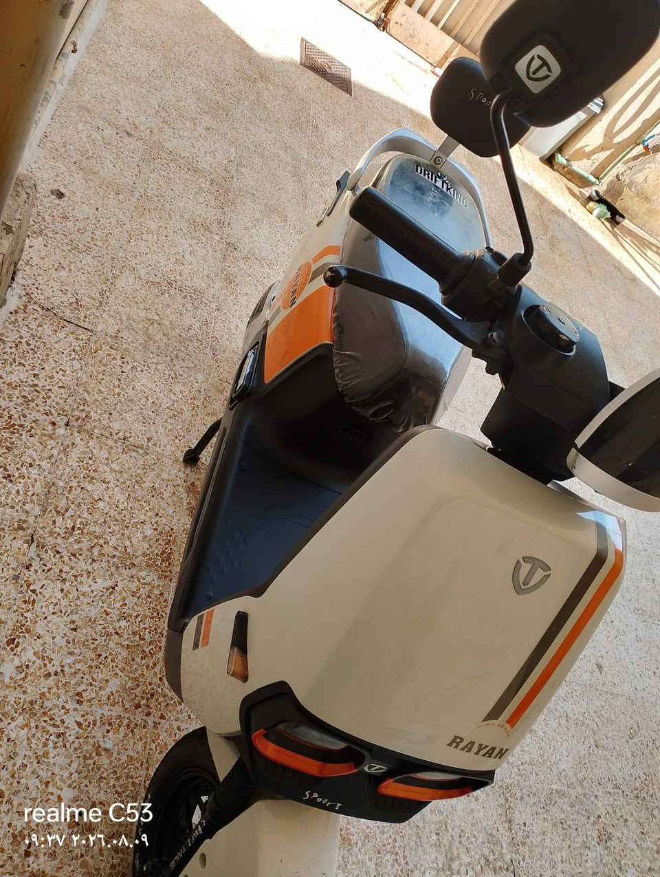 ماطور للبيع ريان ابو عيون  نظافه فول شرط كلو عل فحص ماطور خير من الله باترياتو يقرون 11 شرط مستخدم  شهرين فقط السعر 875 بي مجال شي قليل 
رقم الهاتف ***********
