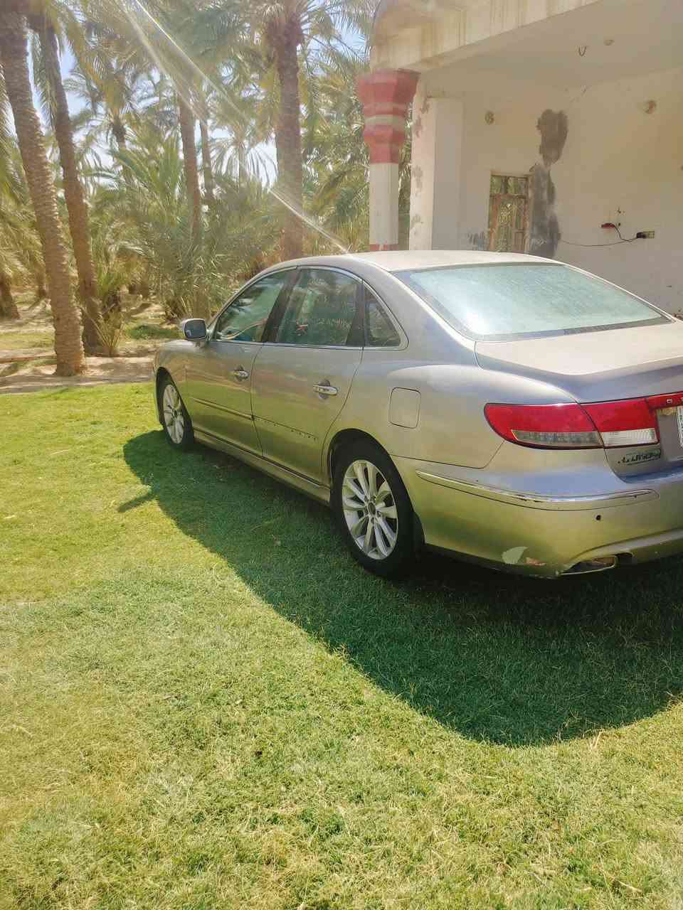 السلام عليكم ازيرا 10 رقم بصره تحويل ثاني يوم سيارة جاهزه ترايك وين متريد محرك 2700 تبريد حداديه خير من الله كهربائيات كلها شغاله سعر 77 وبيها مجال مكان سيارة ناصريه سيد دخيل رقم الهاتف للستفسار ***********
