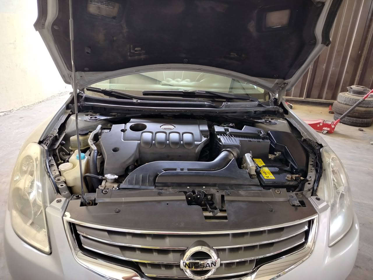 سلام عليكم نيسان يلتما موديل 2012كاملة صدر مكينة كير كل على وضع شركة سونار موجود سياره بصمة كشن كهرباء العنوان ديالى بعقوبة السعر 115 رقم الهاتف ***********
