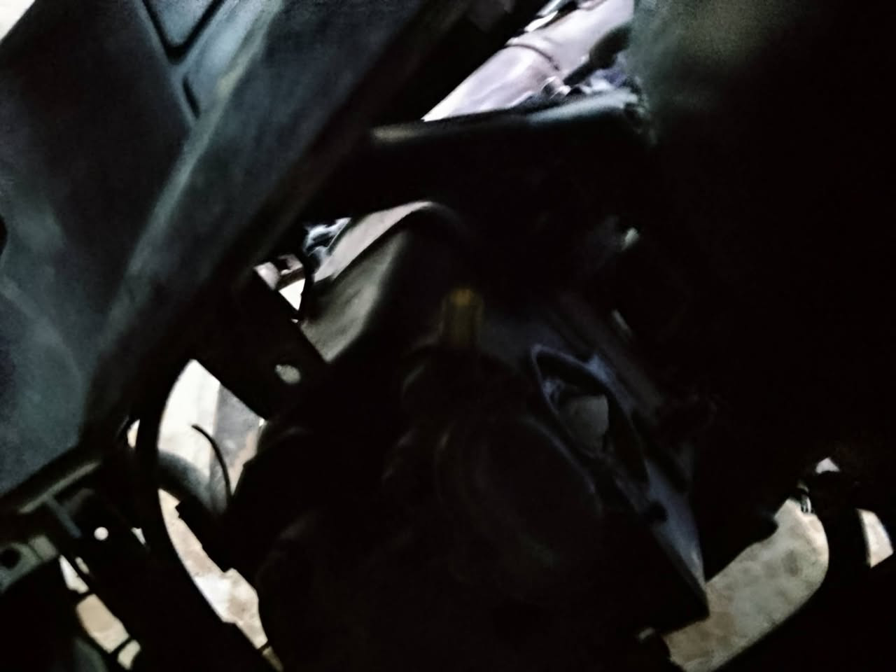 سلام عليكم سكنس فحل ياباني تفصيغ بقت المكينه والكلجات والوياله والتايرات والماشه والستيرن والدبابات وهاوزن وصالنصه وبعته بيهم غراض علمن وسعره ***********
