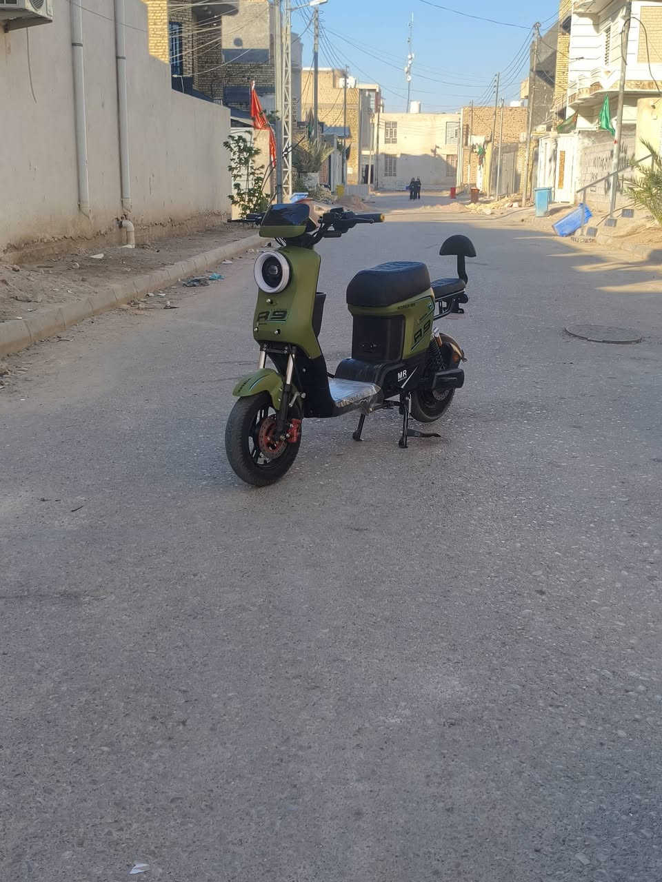 سلام عليكم دراجه للبيع R 9 وكيل كفاله صار شهر طالعه وكيل السعر ب625 وبيها مجال مكان حي الجامعه ؟؟؟؟؟***********
