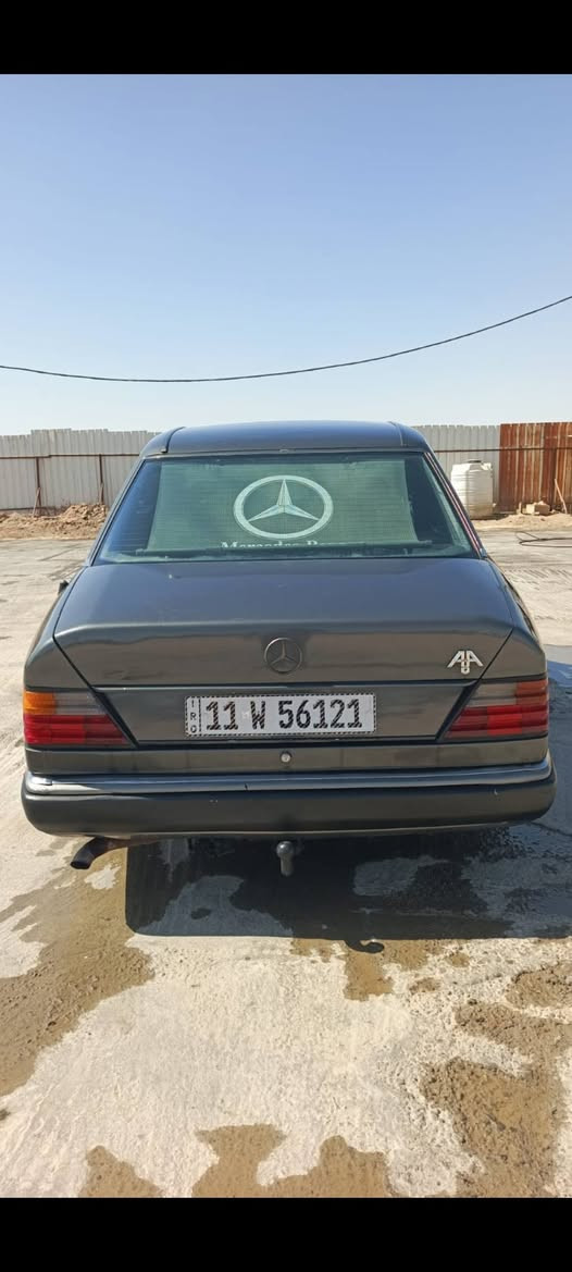 مرسيدس للبيع موديل 92 اللي عنده فرق يراوس ينطيني عندي بنيان حسب القناه السعر 55 العنوان نجف ***********؟؟؟؟؟مكينه وقير تبريد شرط
