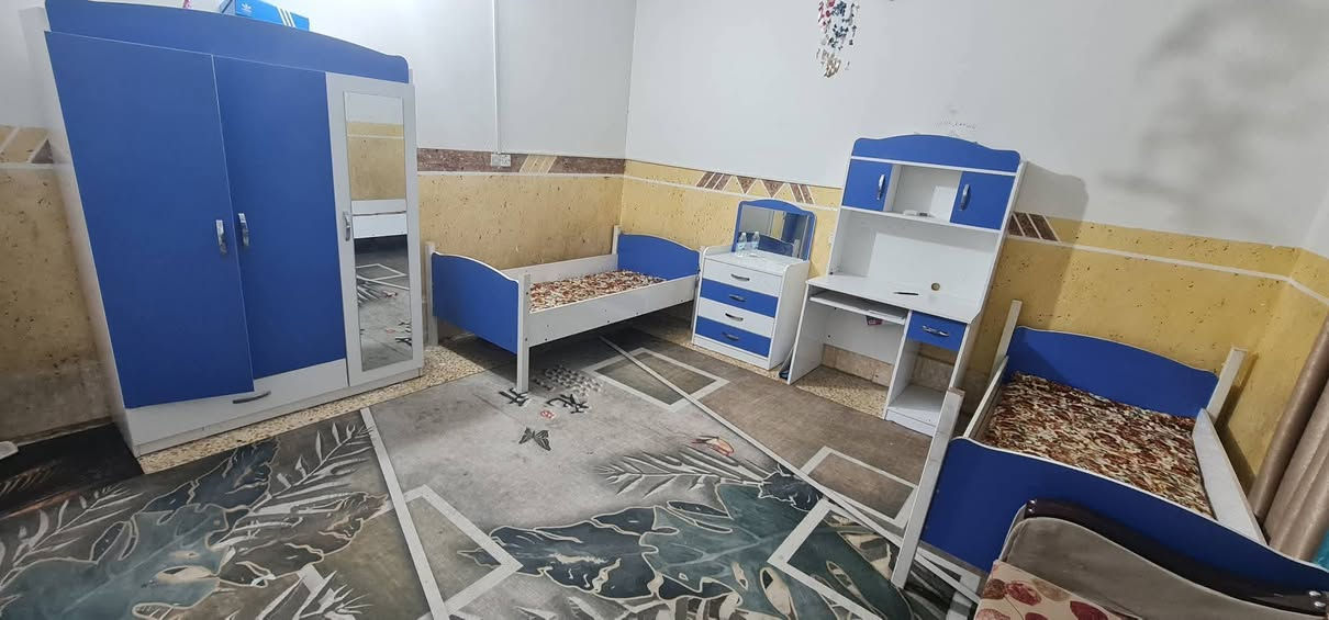 السلام عليكم ...
للبيع
تخم تسگام ، 13 نفر ...275 الف

غرفة نوم للاطفال ، كنتورين و سريرين و ميز مراية و ميز تلفزيون ..... 295 الف

غرفة نوم كنتور 8 ابواب و چرباية مع زاوية و ميز تواليت كبير و ميز تلفزيون .... 190 الف

ثريات حديثة mp3 بلوتوث 3 وضعيات اضاءة ...الزوج ب 80 الف

بردة مع تاج و كركوشة خياطة قماش جودة عالية ، عرض 2 متر ..... 50 الف

النجف / حي المعلمين
واتس اب  ***********
