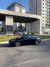 فورتي2019 مكينه ٢٠٠٠ كير اي تي حادث جنطه بس وبيها طخات خفيفه ما مصلحهن...