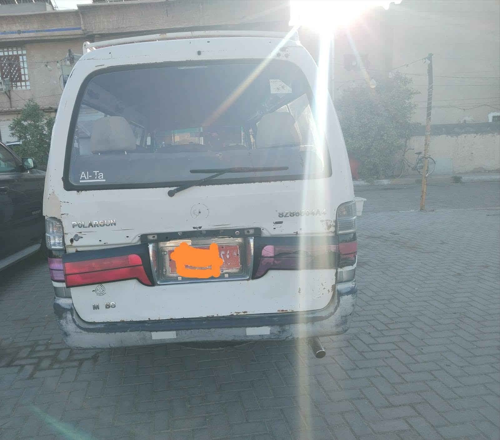 سلام عليكم بلارسون للبيع سيارة مديل ٢٠٠٩ رقم احمر كير مكينة اكسل خير من الله هذى كشرة كدامك شرط تحويل صاحب سيارة هذى رقمة*********** سعر يمة
