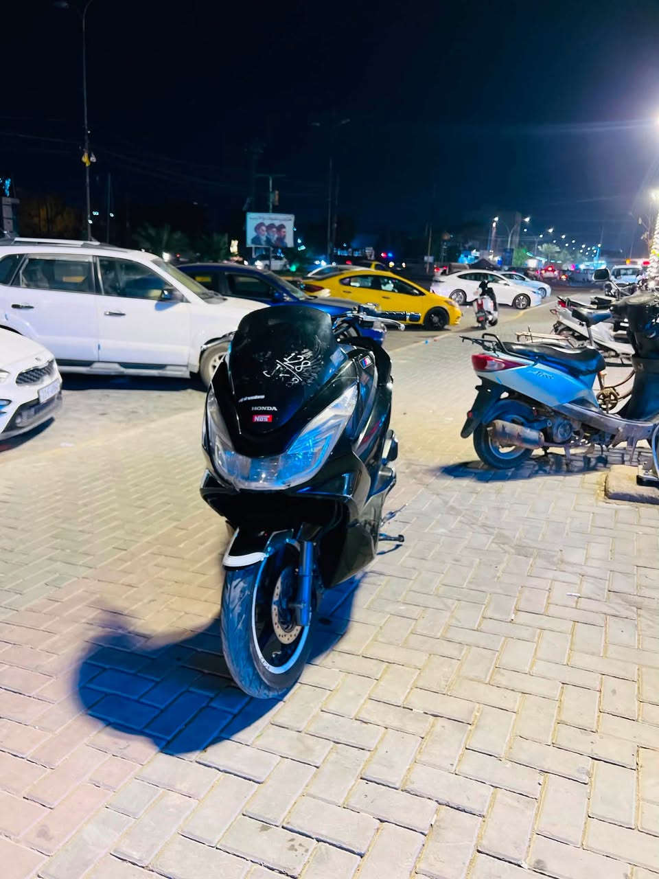 سلام عليكم بسي اكس جيل ثاني لبيع 1350 وبيها مجال ***********
