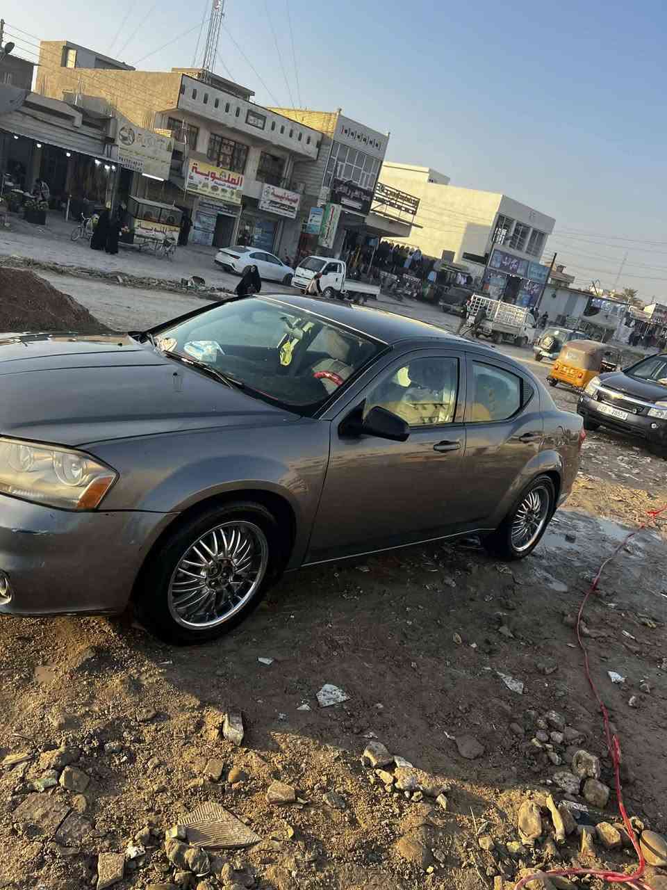 سلام عليكم دوج افنجر موديل ١٣ رقم نجف مكينه ٢٤٠٠ اربعه سلندر كير ست نمر يحتاجلهة ترتيب السعر ٤٥ وبيهة مجال للستفسار اتصل ***********
