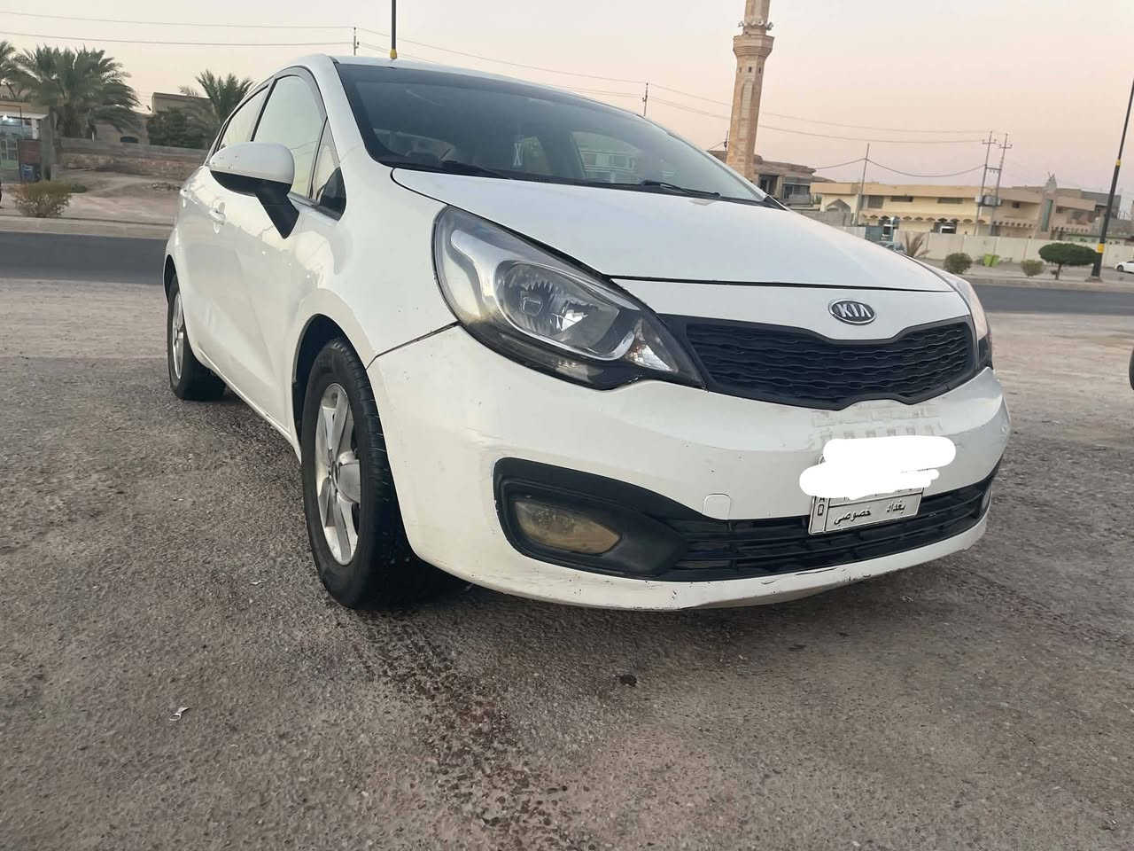 السلام عليكم
كيا ريو ٢٠١٢ اميركي 
مكينة  ١٦٠٠
رقم بغداد شرط التحويل 
حساسات خلفية
داخل لونين 
مري شفط
تخم تاير 
حدادية صدر جيد 
كهربائيات كلة شغال 
تدفئة تبريد شغال
السعر ٧٥ بيها مجال بسيط
***********
الأنبار
