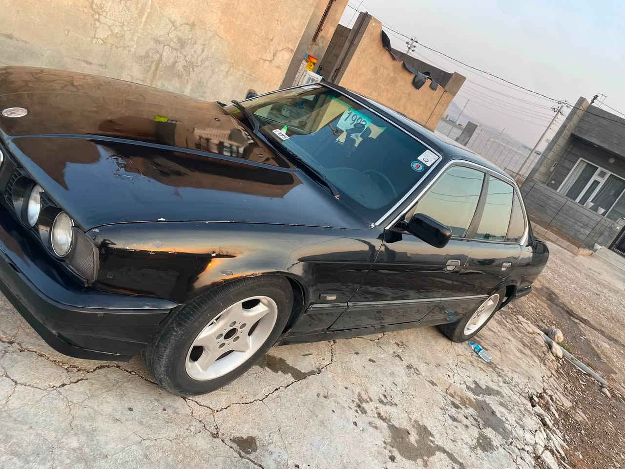سلاو. 
فرۆشتنی خێرا 
  بBmw1993 520i 
گێڕعادی
سەقف سلاید 
٤ جام کارەبا.  هەموی ئیشەکات
ناو داخلی زۆر جوانە. جایزە
تەبرید.   بەس فانو. کارتی ئەویت
هەی کەلی تابلێ جوانە
سعر. 20 معامەلەیە برایانە   سلێمانی 
لەگەڵڕزم موشتەری نیت سەرمان مەهێشنە.  
ب***********
