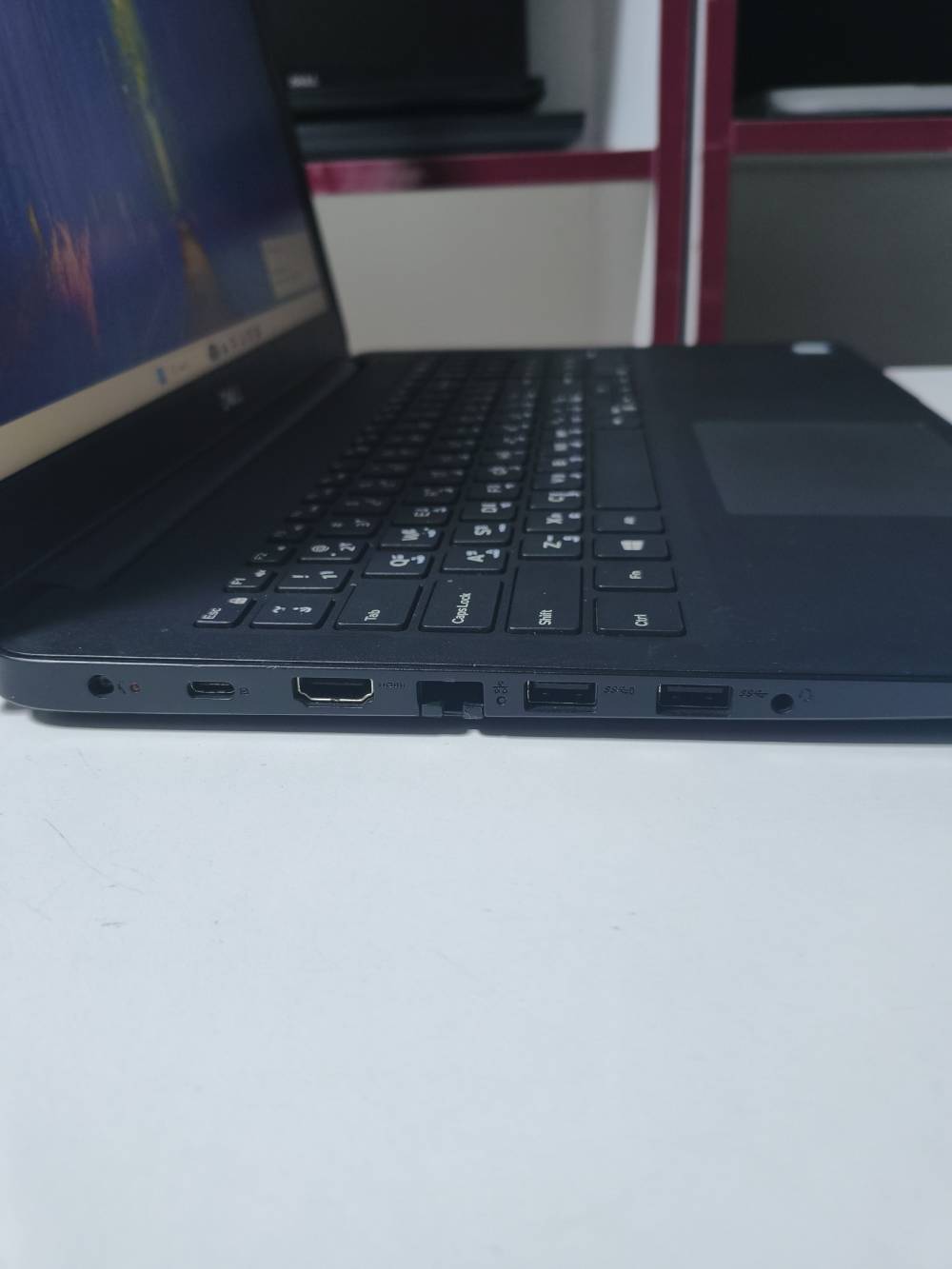 Dell Latitude 3500 • i7 الجيل الثامن • SSD 256GB