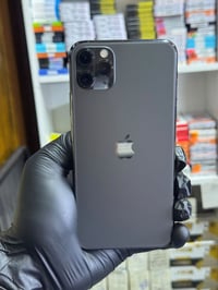 ايفون 11 برو ماكس • ٢٥٦ • بطارية ٧٧٪