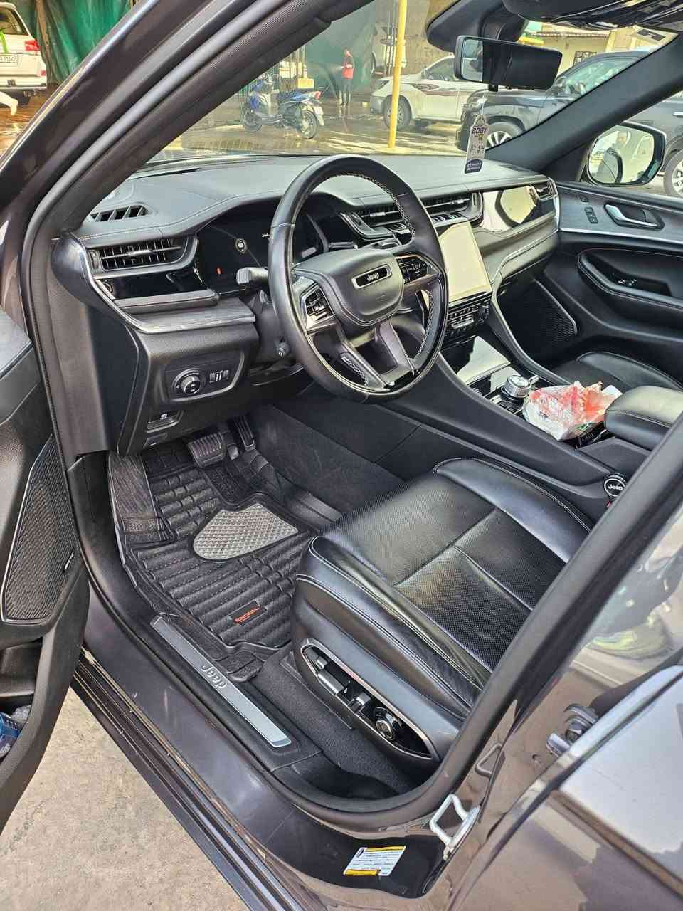 جيب ٢٣ خليجي اوفرلاند كامل المواصفات رقم سليمانية بيهة ملاحظة يم علامة 4x4 موضحة بصور السونار ، السعر ٤٠٠٠٠$ وبيهة مجال
للتواصل على الخاص او الرقم *********** 
@

