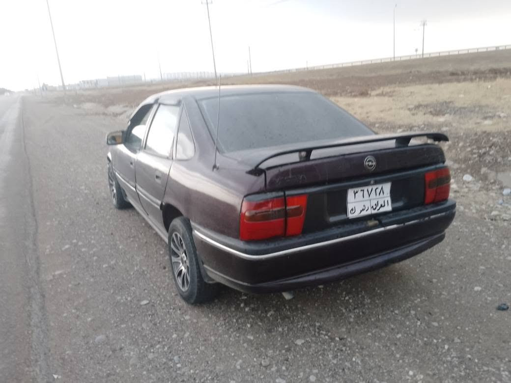 ١٩٩٣ • حجم ٢٫٠ • تحويل شرت