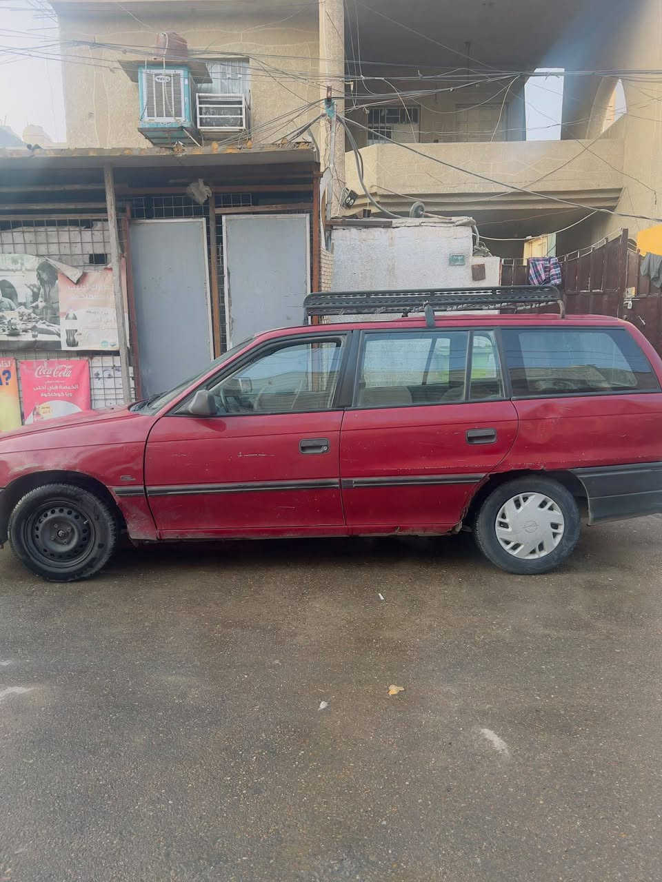 سياره اوبل استراء لبيع موديل 92 السعر 32 ورقه وبيها مجال  سياره نضيف مقفوله من كلشي  وبيها مجال الاستفسار اتصل على هذه.رقم *********** وبي وتساب  عنوان بغداد الغزاليه وسنوي جديده ورقم الاماني وسياره كامله من هزه
