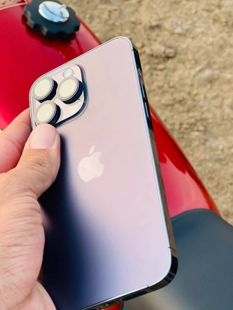 آيفون ١٤ برو ماكس • بطارية ٩٣% • مكفول