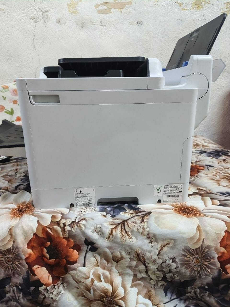 🖨 طابعة احترافية 4×1 مناسبة للمكاتب، الملازم والطباعة بكميات كبيرة.
✅ طباعة + نسخ + سكانر + فاكس
✅ طباعة ملونة وأسود
✅ سرعة تصل إلى 25 صفحة بالدقيقة
✅ طباعة وجهين تلقائية Duplex
✅ سكانر مع ADF
✅ Wi-Fi + USB + Ethernet
✅ أحبار منفصلة Black / Cyan / Magenta / Yellow
✅ جودة طباعة ممتازة وحبر Pigment مناسب للمستندات
📄 تدعم أحجام الورق من الأحجام الصغيرة إلى A4
📌 A6 – A5 – A4 وغيرها من الأحجام المدعومة.
💰 السعر: 500,000 دينار عراقي فقط 🔥
🔍 البيع فحص واستلام باليد:
تجي تفحص الطابعة بنفسك، وإذا ناسبتك تاخذها مباشرة.
❌ ماكو توصيل
📱 للاستفسار والتواصل واتساب:
***********
🔥 فرصة مناسبة للي يريد طابعة قوية للشغل والطباعة بكميات عالية.
