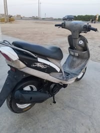ماكس منغولي • ٤٩ • سلف