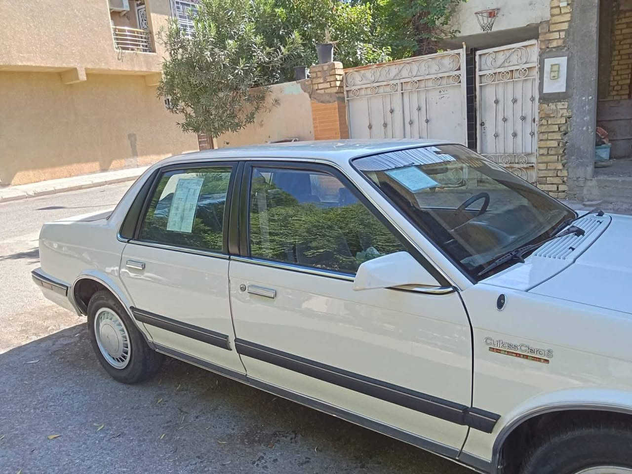 اولدز ماكو هيج نضافه جديد سيارا كفاله
مكاني بغداد دؤره

مساء الخير 

اولدز موبيل 1990

السيارة مسويها عروسه ومثل سيارة الشركة

منظومه تبريد كامله  التبريد مالتها ثلج 

حدادية كاملة 

نوزلات + بلكات جديده 

تايرات جديدة قبل شهرين شديتها 

تانكي بانزين + فيتم بي عدد ٢ شادلها اذا يوكفك واحد يشغلك الثاني 

دبلات جديدة

كير ومحرك بلادي صاروخ 

تي بي اس وغراض كثيره جديدة

اول مااشتريتها اسست الها كهربائيات كاملة  

مشط جديد 

صونده باور جديده 

بين قوسين السيارة جاهزه بدون اي نقص كأنو طالعه من الشركة وبسنتها 

رقم بغداد تحويل ضاني يؤم رقم سنوي جديد 

السيارة مكانها ببغداد دؤره

السيارة مال جناي وبدون اي نقص واي عدل تاخذها كبل للجني 

وسعرها كلش حلو خواتها سعرها 75بي مجال 

سعرها 750طالب بيها لسرعة البيع والسعر نهائي غير قابل للتفاوض

يرجى الاتصال فقط للمهتم لطفاً العنوان بغداد \ دؤره

هاتف *********** واتساب او خط مفتوح الجهاز
***********.  منو ياخد بل حافيه سيارا مال جناي
