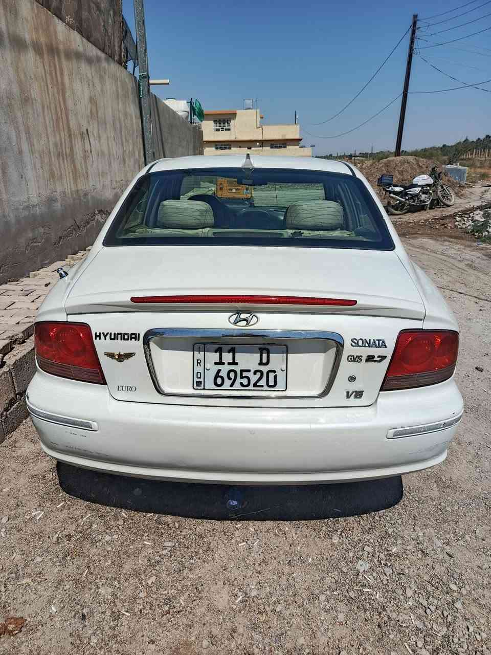 سوناته وفود 2003 سته سلندر 2700 السيارة حلوه ونضيفه داخل خارج محرك كير السيارة تجي تكلب عجبتك بيها الخير ماعجبتك ان شاء الله تاخذ افضل منها السيارة ب بأسمي تحويل مباشر وتفاصيل الوفود معروفه سعرها 63 وبيها مجال مال واحد مستعجل ع البيع الشراي ينورني وبي خير ويدلل متواجد ع الفيس عنوان السيارة ديالى الخالص ***********
