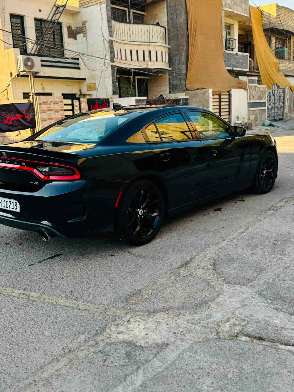 السلام عليكم
جارجر ١٦ اصل كندي 
بيه جاملغ وباب صبغ
بدون دواخل بدون اير باك
عليها تحديث كامل اصلي 
رقم بغداد أنكليزي
موصفات sxt 
تو ويل اصل
مكاني بغداد السيديه
السعر ١٥٧$ قابل للتفاوض 
***********

