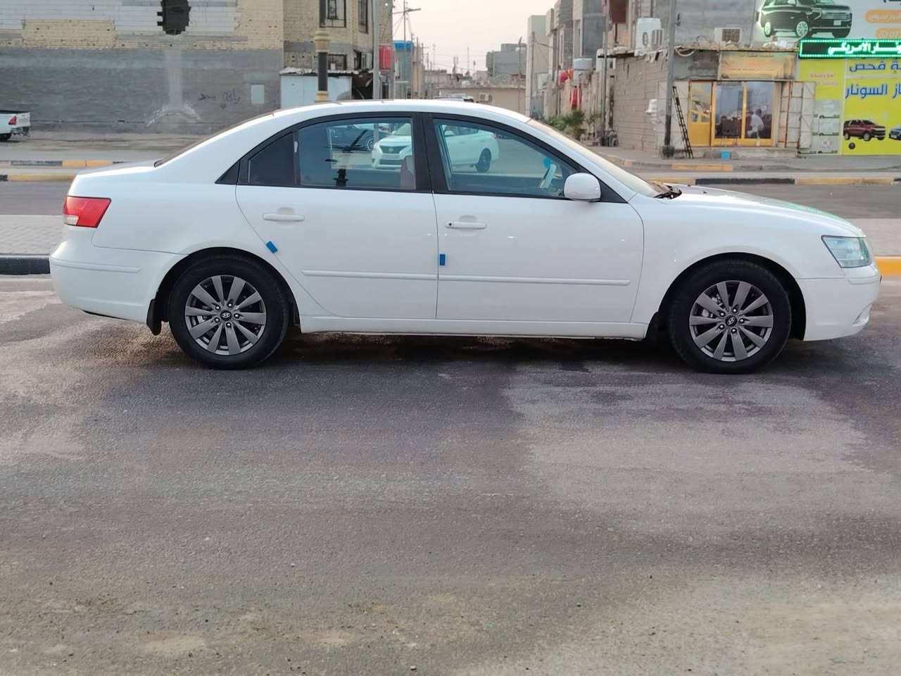 السلام عليكم سوناته شكل المقدس موديل 2010 بسمي سنويه31 تبريد ثلج خطين سياره وارد كوري طخه خفيفه بجاملغ الخلفي سعر 110 العنوان اابصره الزبير رقمي ***********

