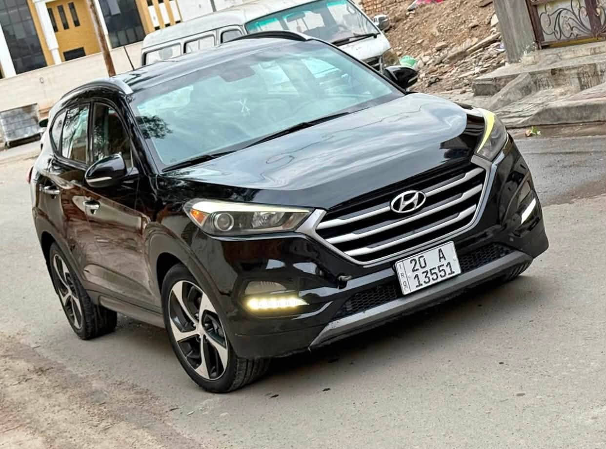 توسان 2016 وارد امريكي
محرك1600 تيربو 
بصمه صندوك كهرباء 
كشن كهرباء تدفئه بلكشنات 
شاشه كامره لد نهاري 
السياره جاهزه صدر جديد تخم تاير 
بسمي سنويه جديده مكاني بغداد 
حادث السياره تخريب بنيد فقط ودعاميه 
بدون ايرباك وبدون ظربه السعر 118 ورقه وبيه مجال التواصل ***********
