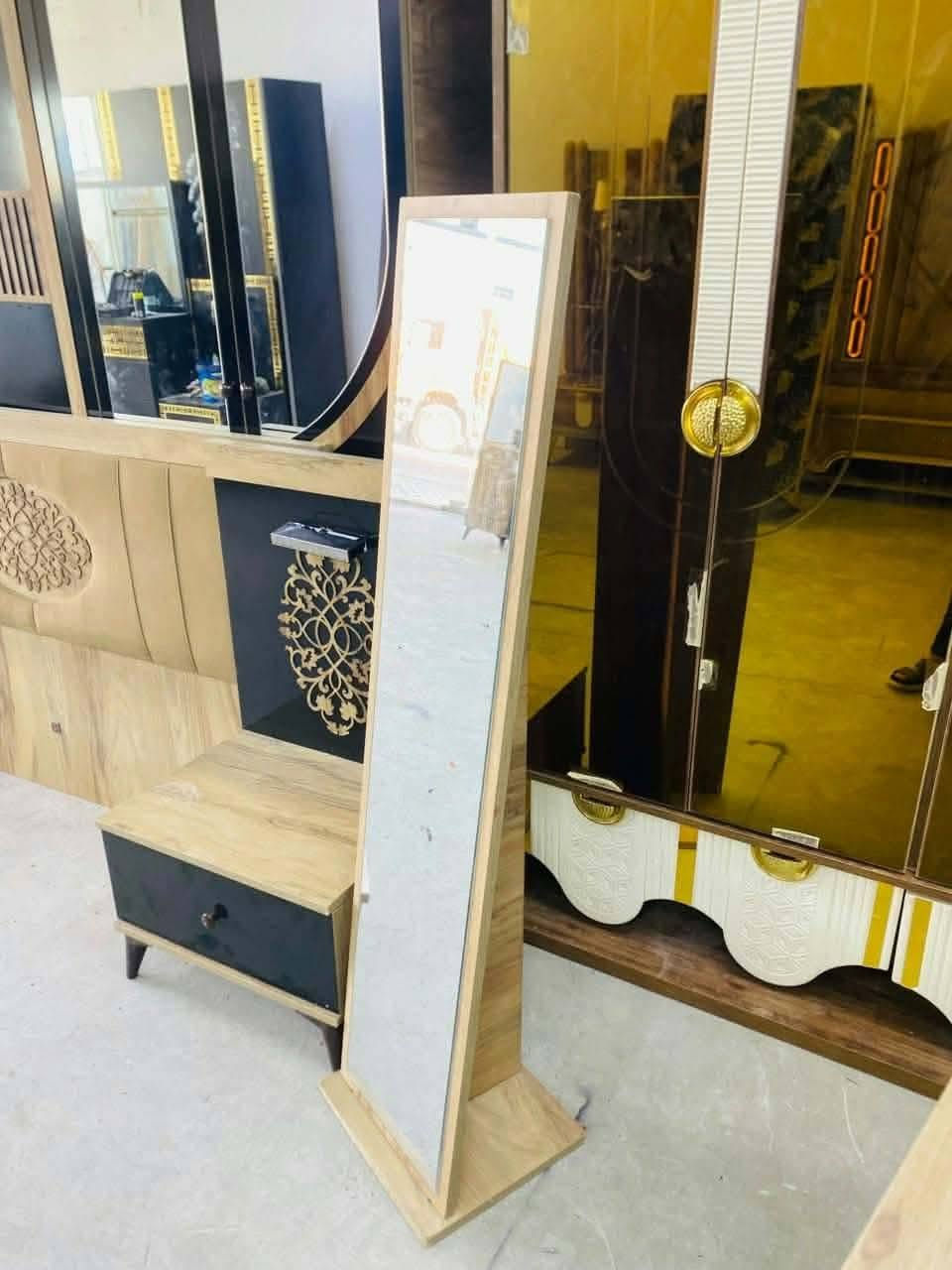 غرفة نوم • ٧ قطع • شد ونقل