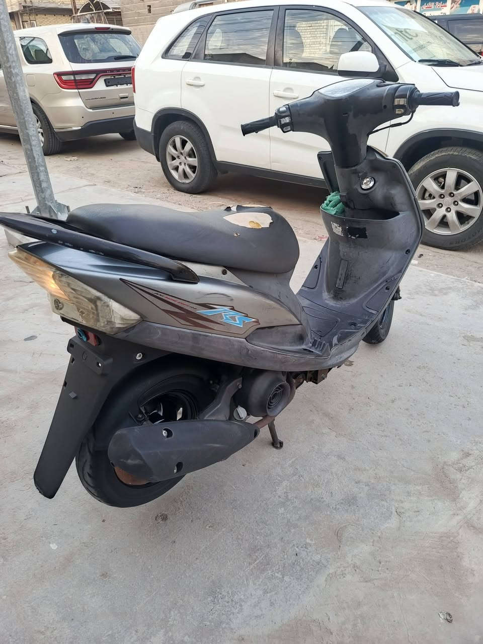 ماكس عدله حاويه صار شهرين طالعه بوشه 50 بلاد برغي واحد مامفتوح بيها كلها بلاديه وجاهزه مابيه نقص سعرها خاص *********** ناصريه مركز
