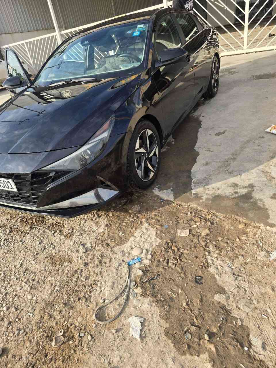 السلام عليكم النتراء موديل 23 وارد امريكي السياره بيهه بس ربع البنيد صبغ وخشم الجاملغ كد شبر والباقي كفاله بدون ايرباك السونار موجود رقم بغداد بسمي السياره ليمتد فول واحد على واحد 
السعر 152 
رقم الهاتف 📞 ‏‪***********‬‏
