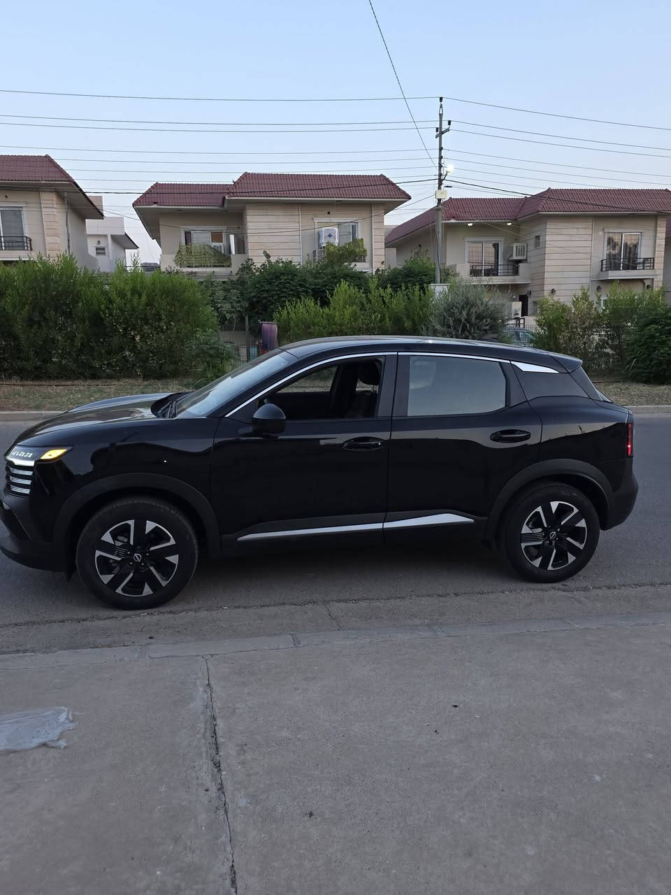 نيسان كيكس 2025 sv AWD
فول مواصفات عدا الفتحة
بدون صبغ فقط مكانين تكحيل وتصليح pdr
بدون ارباك بدون دواخل 
كير محرك كهربائيات بشرط 
ماشية 6 الف كم فقط يعتبر زيرو 
شغال 
شاشة كبيرة 
شحن موبايل  وايرليس 
ويل كروم 
بصمة ابواب 
دبل اكسل 
كشنات هيتر 
ستيرن هيتر 
رقم شاصي موجود بالصور 
مكان السيارة اربيل وتترقم شمالي فقط 
للاستفسار عالواتس اب رجاءا 
***********
