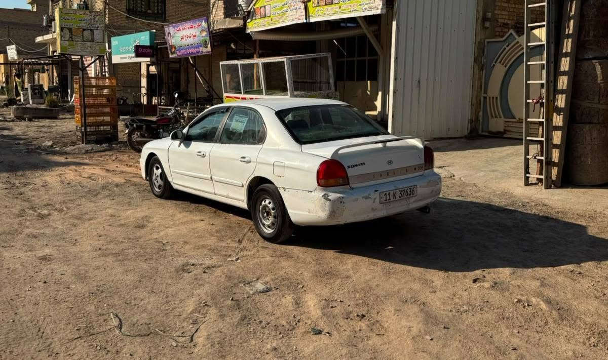 سلام عليكم 
سيارة سوناتا موديل 2000 رقم بغداد بسمي 
مكينة 2000دوش
سيارة جاهزة مكينة وتيرات 
وحداديه وباتري كلة جديد 
40وبية مجال مكان سيارة القاسم 
غير متواجد على فيس تصال بس ***********
