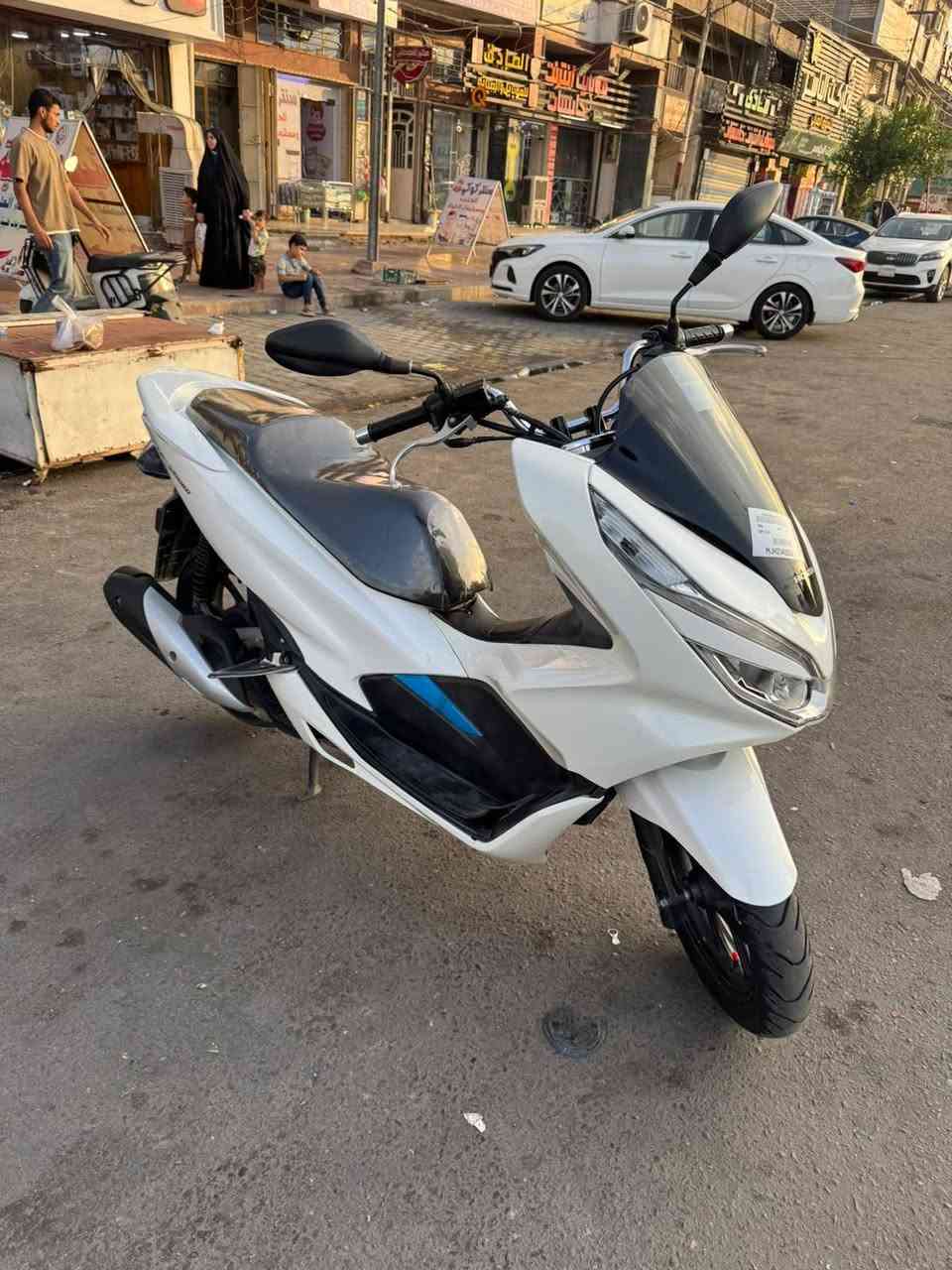 السلام عليكم لبيع pcxجيل ثالث ياباني حجم محرك150ماشي 55 مكفوله عامه بيهه تلحيضات بسيطيه كلش بل كفراصلي مكان درجه مدينه الصدر الرقم ***********
