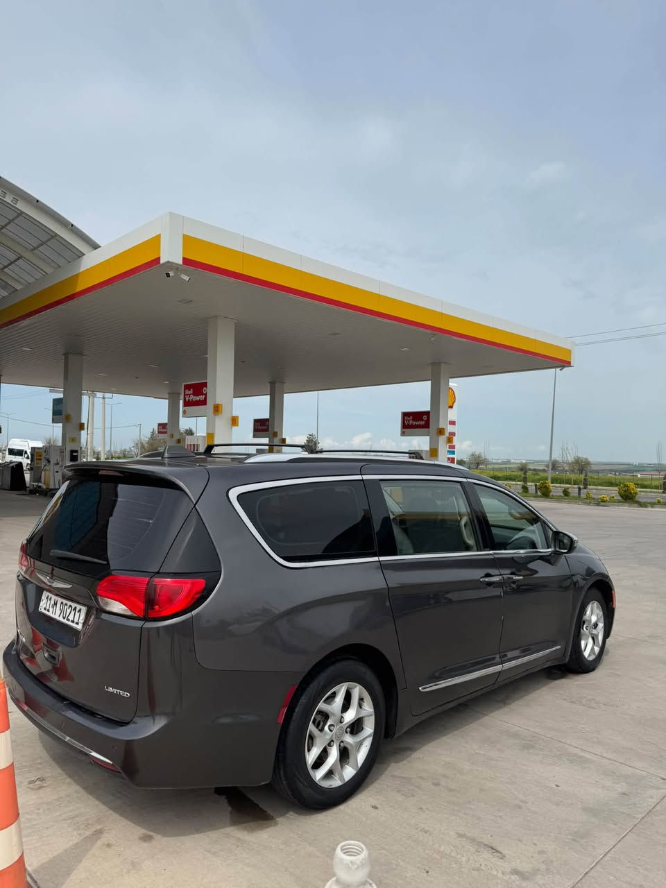 CRYSLER PACIFICA LIMITED 2020
محرك 6 سلندر

نظام التشغيل بصمة 

كير ماوس 

مرايا شفط ضده عالي

ابواب الخلفي كهرباء وتحكم ريمونت كونترول

كشنات VİP أسود

كشنات تدفئة + تبريد

ستيرن تدفئة + تحكم

 اسبير البلادي موجود 

تايرات جديدة

فتحتين سلايت بالسقف 

كير + محرك + تبريد شرط 

رقم بغداد سنوي جديد 

تحويل شرط بسمي

ماشيه 222 ألف كيلو

اربع قطع صبغ ٢كلير امريكى

السعر 155ورقة وبي مجال 

للاستفسار اكثر الاتصال بالرقم ***********واتس اب 

مكان السيارة زاخو
