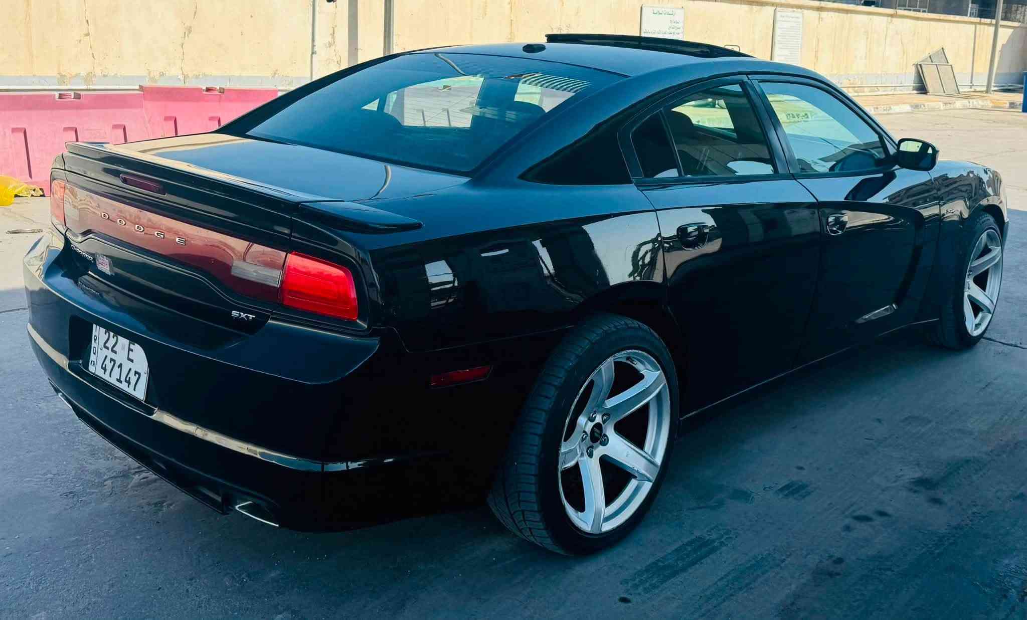 جارجر 2014 فووول مواصفات 1/1 مكينه 3600
وارد كندي كلين هنا صار بيها ثلاث قطع تبديل بدون صبغ 
بدون دواخل بدون ارباك جاهزه وجديده صاعده هزه قبل سبوع سنويه وفحص كله جديد حاضر وكاله او تحويل السعر 137$ مكاني بابل - الشوملي للاستفسار *********** او ***********
