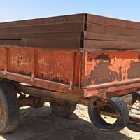 عربانة كاروبة للبيع نضيفة اتصل على الرقم 07810126225
