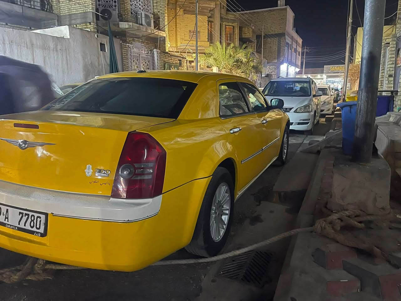 كرايسلر اوباما 10 اصل سيارة جاهزة كير مكينة حدادية منضومة تبريد كاملة  خط وبحث جديد  منضومة غاز خط عمارة بغداد حادث جملغ وباب شواصي كفالة مكان السيارة ميسان سعر 105 وبيهة مجال ***********
