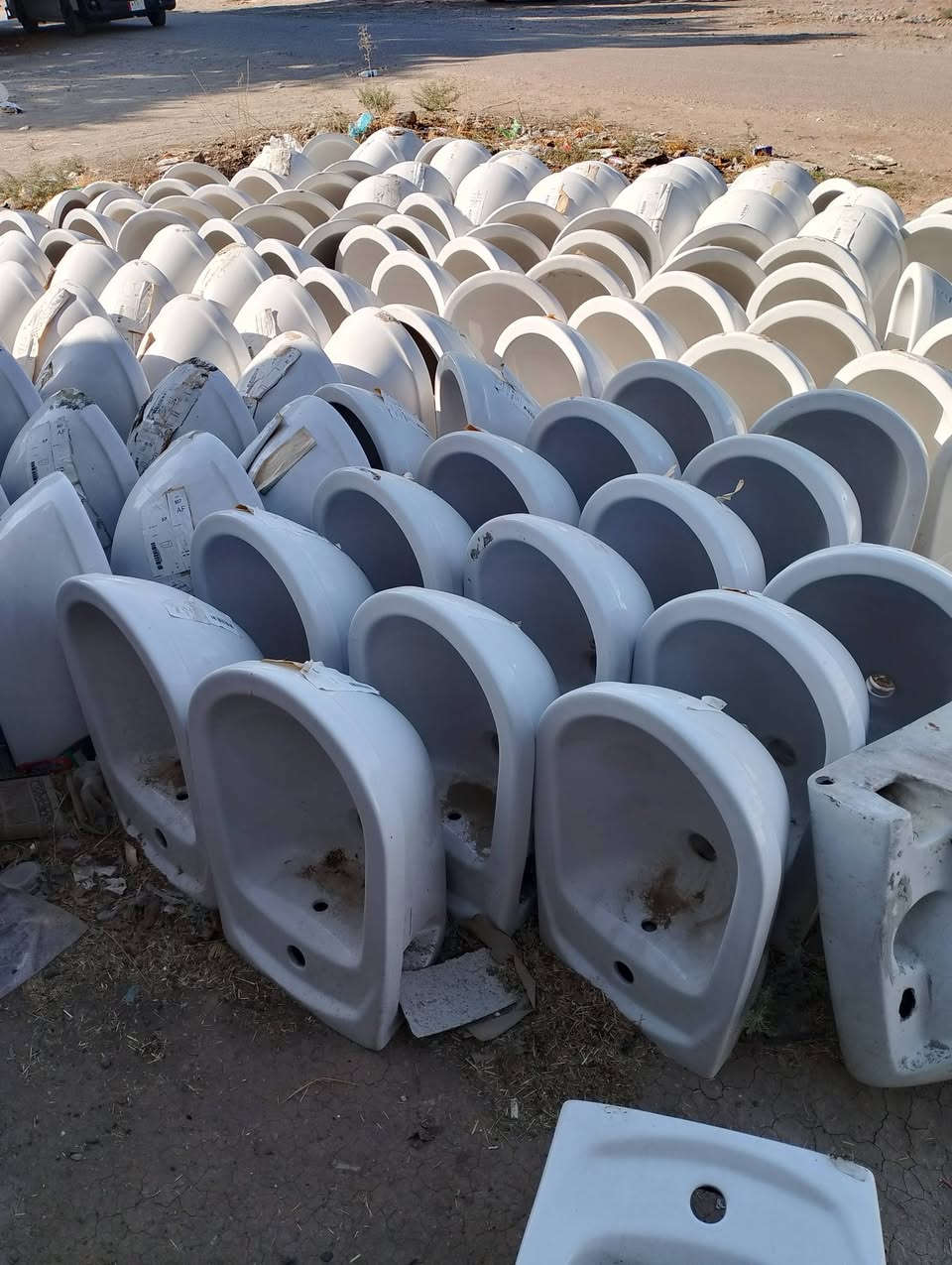 يوج مغاسل تعليك سعر القطعه 3 تالاف دينار***********

