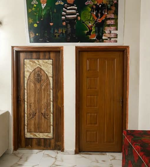 بيت 🏠زراعي للبيع بي وصل تطويب مع محل 🏷️ في حي كشميره خلف سجن الاصلاحي البناء فرمستون اعكاده الأرضية بورسلين الطارمه اشتايكر يحتوي على غرف عدد 2 مطبخ جبير صاله جبيره صحيات نقصه بس دوانيه لمساحه 200 السعر 36 اوبي مجال لشراي بي خير أو يدلل مستعجل على بيعه ***********
واتساب ☝️
