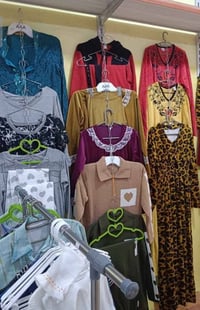 ملابس نسائية • ملابس داخلية • ٤٥ قطعة