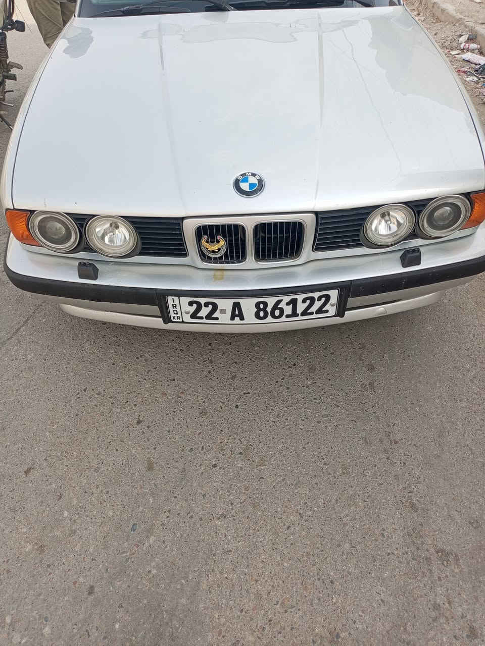 سلام عليكم
بي ام للبيع المستعجل 
موديل 91 محرك 525بلادي گير أوتوماتيك  و گير و محرك بشرط لا صرف و لا بخار تبريد ويا سلف سيارة فول موصفات فقط بدون سلايت سيارة دبل ايرباك أربع جامات كهربائي نظام اي بي اس صدر امامي و خلفي كله جديد كوشنات جلد غرفة السيارة حلوة 60%100 گشر حلو كاعد بجم كفاله منظومة لايتات زينون كهربائيات كله شغاله بشرط سيارة بدون حوادث   اما البجم كبس نصبة السيارة كلش حلوة . هزة و براد و رقم السيارة و سنوية   لحد 2031  بشرط التحويل غرامة وكالة ثاني يوم ..
 السعر السياره 68 وبي مجال 

رقم التلفون ***********

 الواتساب
