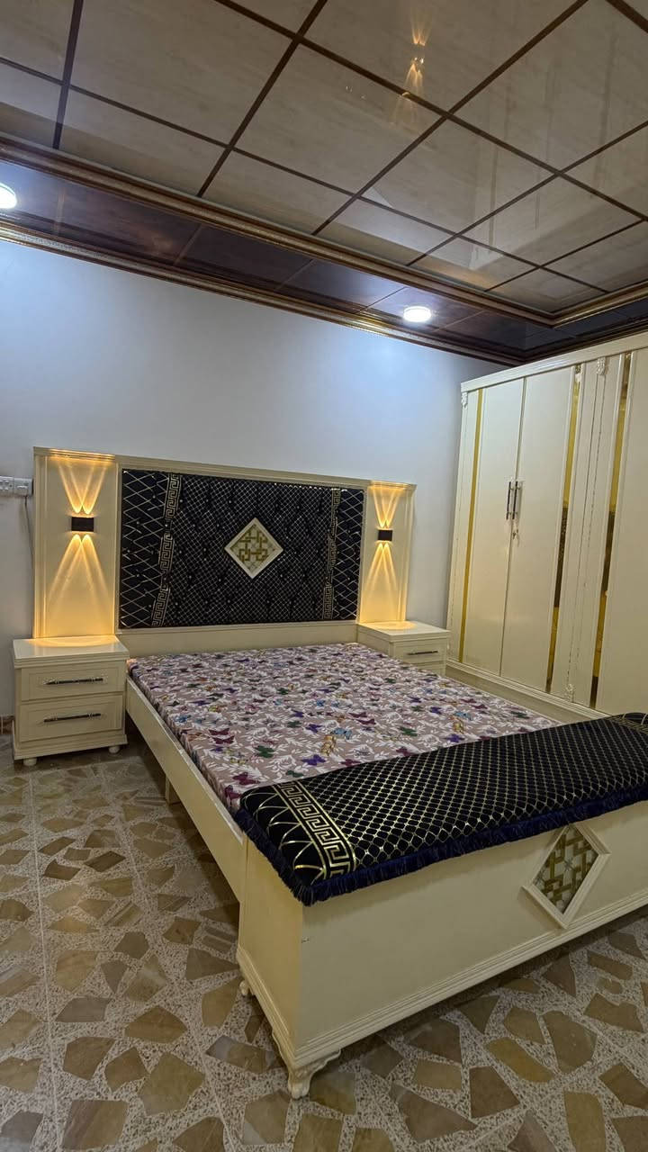 معمل نجاره الجليل الفرع لأول شارع الطبيب الفرع الثاني السده قرب مشروع العملاق فصال حسب الطلب *********** وتساب*********** السعر خاص
