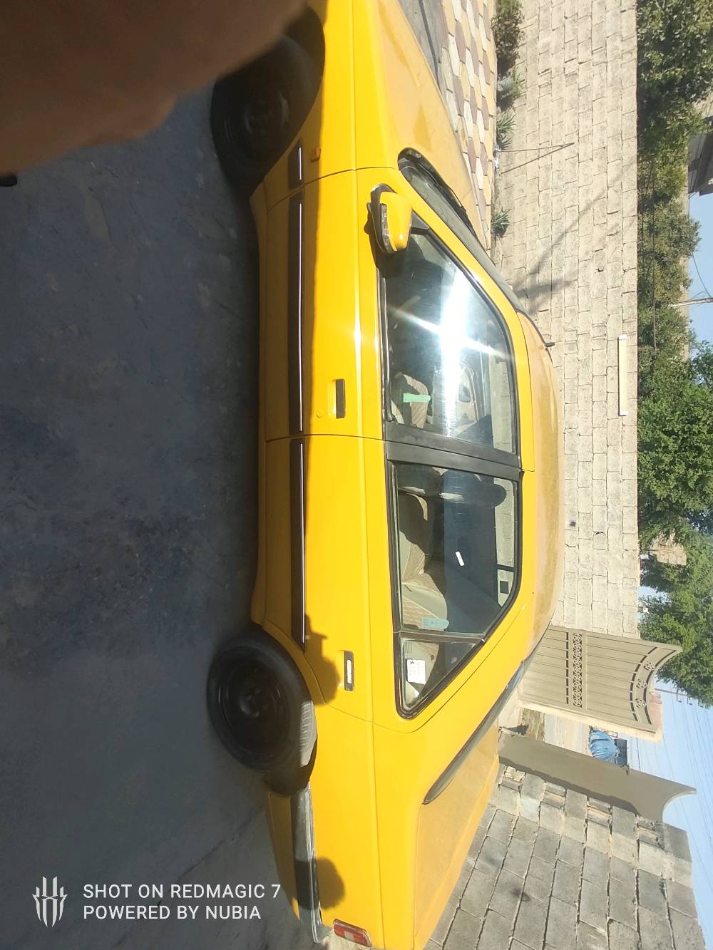 سلام عليكم بيجو اكد سياره نضيفه الله شاهد  للبيع سعر 30 وبيه مجال للتواصل على هاذ الرقم  ***********
شنو موديل البيجو بالضبط وشكد سنة الصنع؟: 
موديل 16
شنو سعة المكينة وناقل الحركة: عادي لو أوتوماتيك؟: 
عادي 
