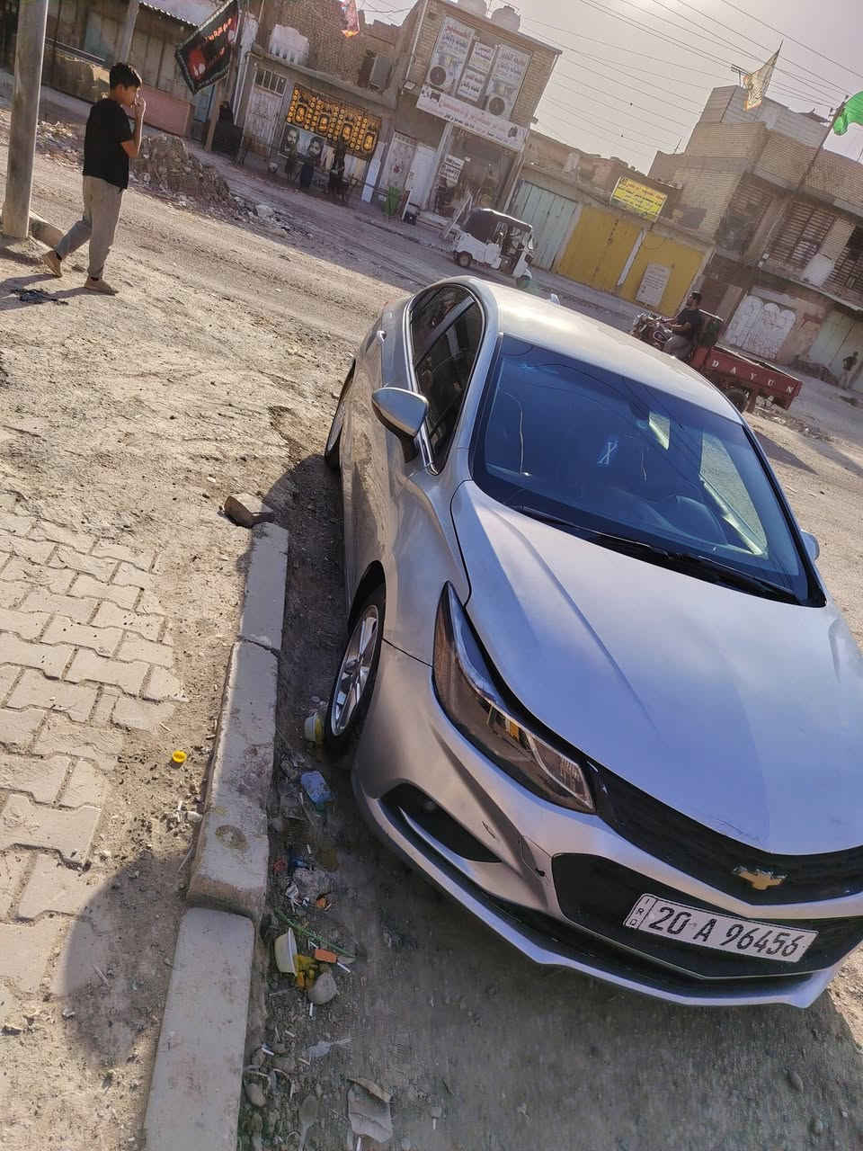 السلام عليكم... عندي سياره كروز موديل 17 للبيع. صور الحادث بل منشور .. سياره بسمي رقمها جديد سنويه جديده مشروع وطني... موصفات سياره فول عده الفتحه سقف.... مكاني بغداد سعر 65 .... رقم *********** تفاصيل أكثر تصل ودلل وبي واتساب .
